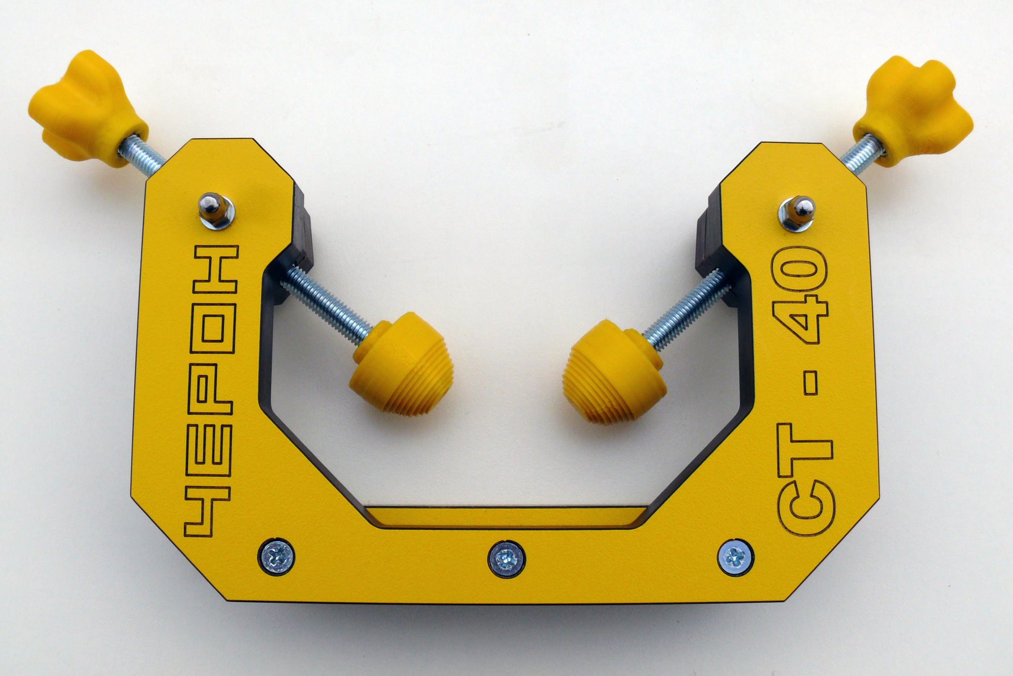 Струбцина для стяжки шкафов