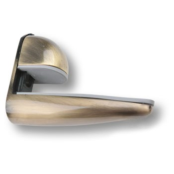 Полкодержатель "пеликан", 02769, 73х30х106мм, античная бронза