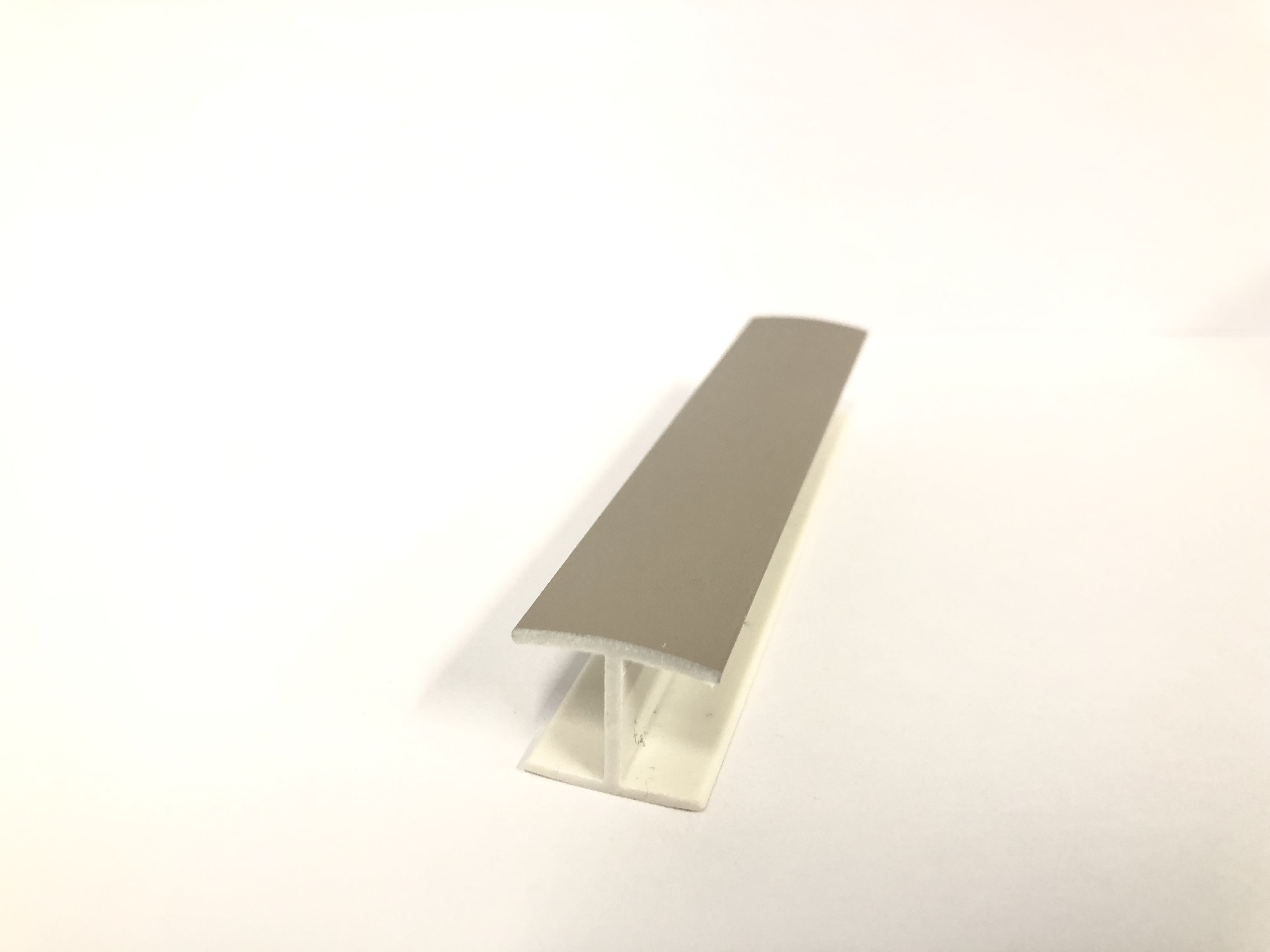 Соединительный элемент для цоколя, h=1000мм, пластик, топо (33), Россия