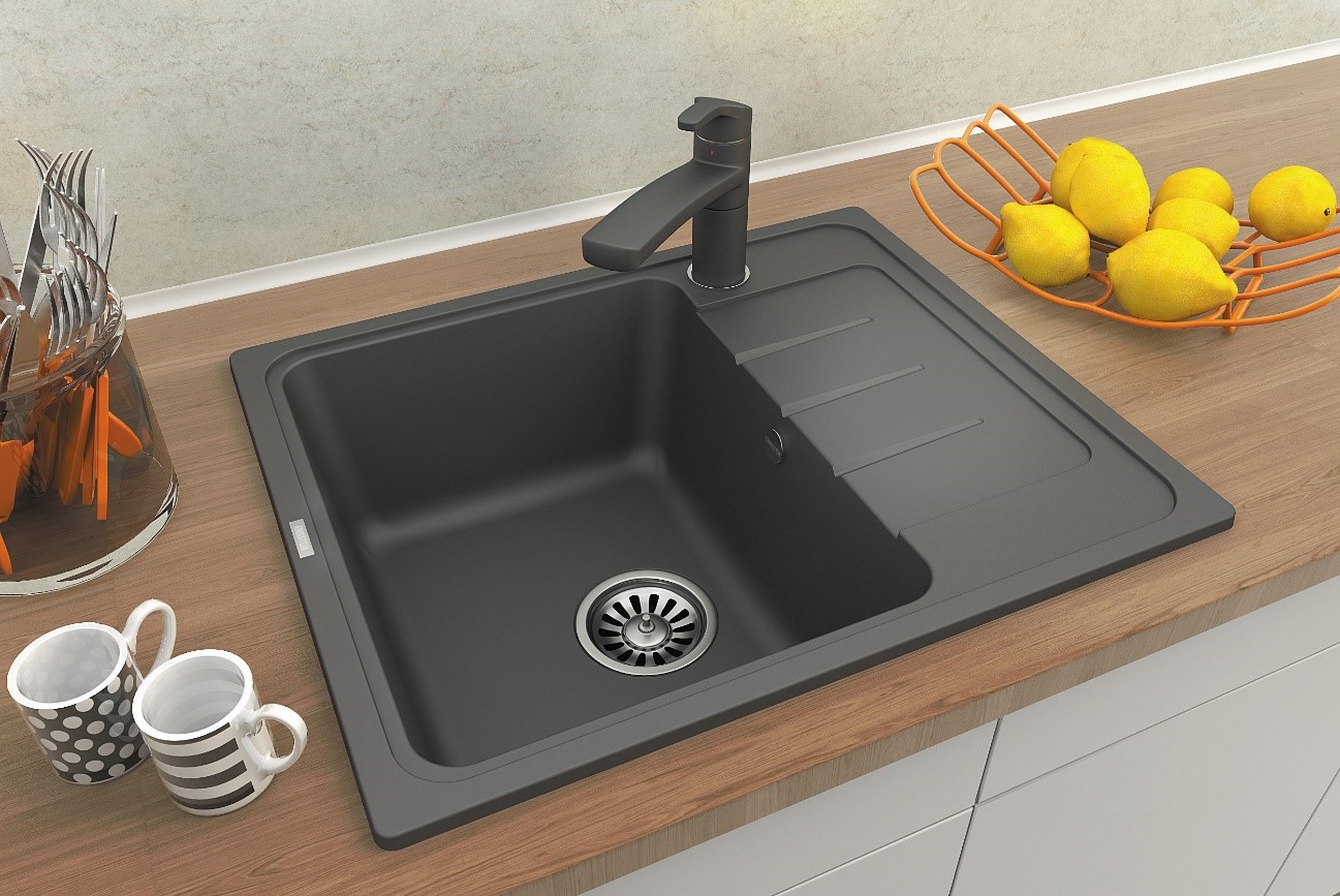 Как сохранить мойку черного цвета в первозданном виде