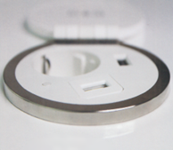 Встраиваемая, 1хEURO+2хUSB А+беспр.зарядка Qi, Ø60мм, откидн. крышка, пластик, белый, G51