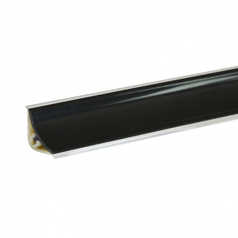 Плинтус LB-15, черный глянец, L=3000мм, 14,4х14,4мм 