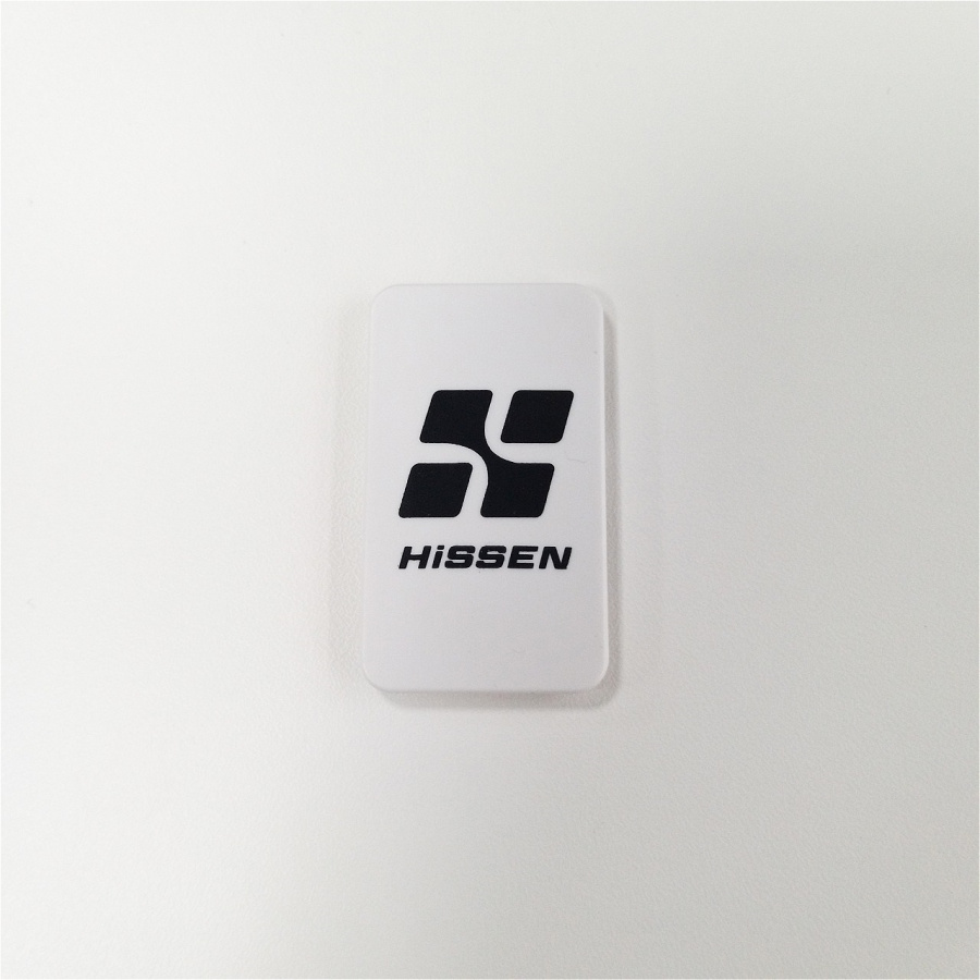 Заглушка боковины ящика с лого Nova Tech, белый, HISSEN