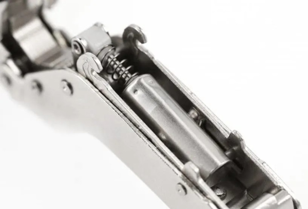 GTV Петля Silento Pro внутренняя, с планкой 0мм, доводч 2way, БЕЗ еврошурупа, 3D-регулировка