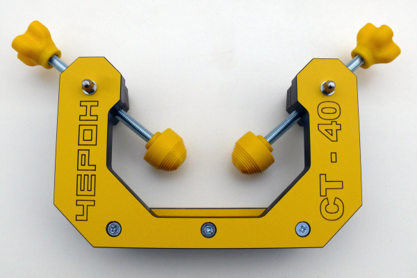 Струбцина для стяжки шкафов