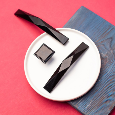 Ручка-кнопка, RK-105 BL, 31х31х25мм, металл, черный матовый