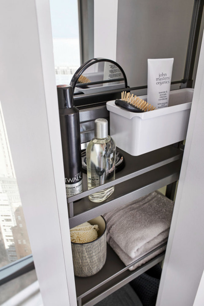 Колонна выкатная Диспенса-Юбокc, 4 корзины, 300х1900-2300мм, полн. выдв, в базу на 300мм, антрацит, Kessebohmer