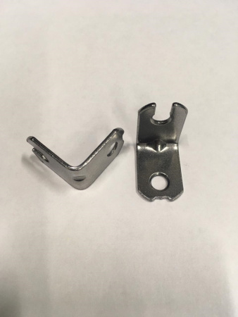 Уголок-стяжка металлический ФС-16 с перегородкой, с покрытием, Россия