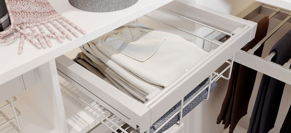 Корзина для белья в шкаф на 700мм, 490х630х210мм, полное выдвижение, с доводчиком, белая