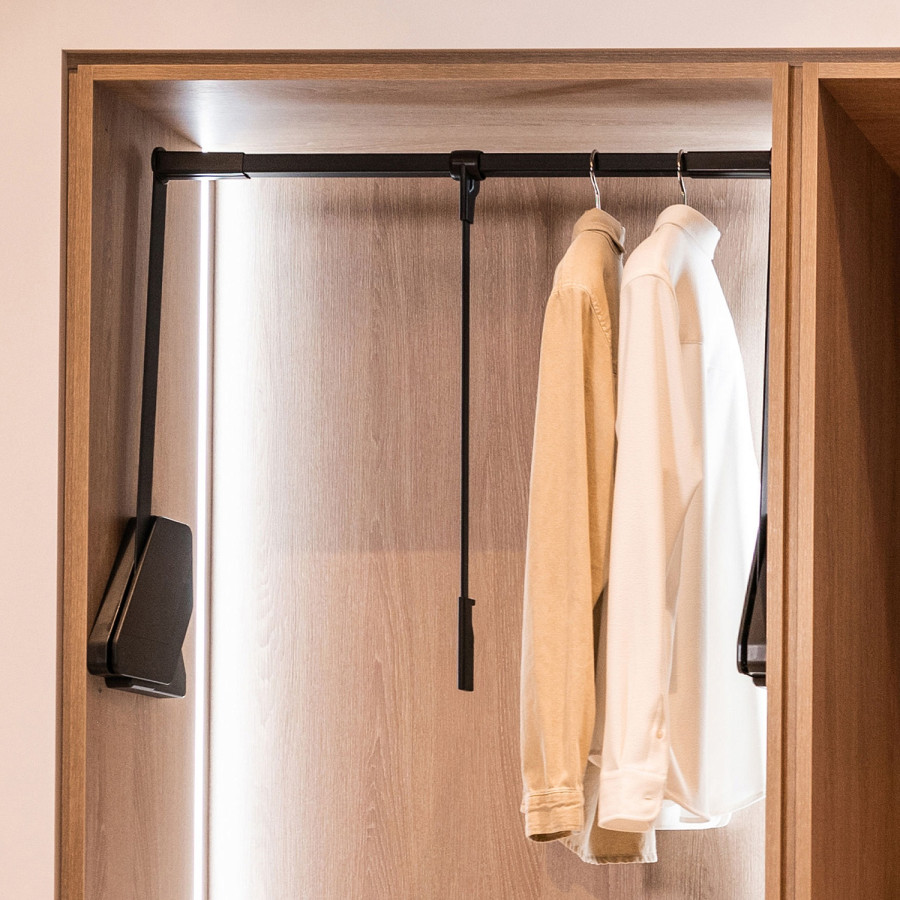 Пантограф Конеро, 625-808мм, нагрузка 0,5-12 кг, стандартный, черный, Kessebohmer