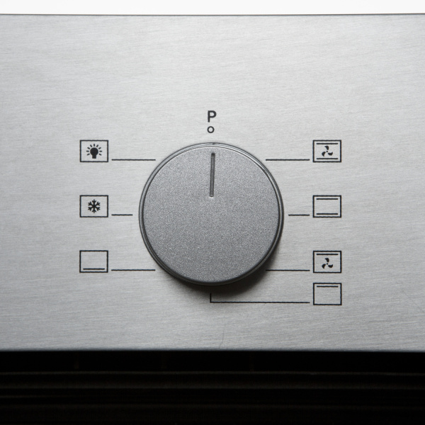 Духовой шкаф Konigin Barberry 60 IX MR7, 60см, черное стекло/нерж. сталь