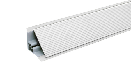 Плинтус кухонный алюминиевый, L=3050мм, рифленый