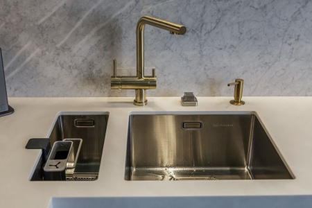 Смеситель Nagano-PVD-G, латунь, светлое золото