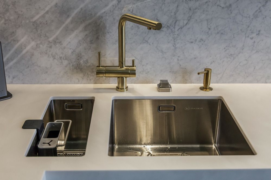 Смеситель Nagano-PVD-G, латунь, светлое золото