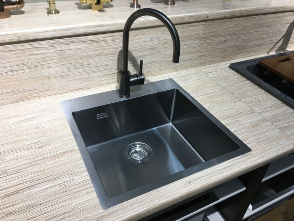 Мойка Akisame 41-GM, нержавеющая сталь, вороненая сталь