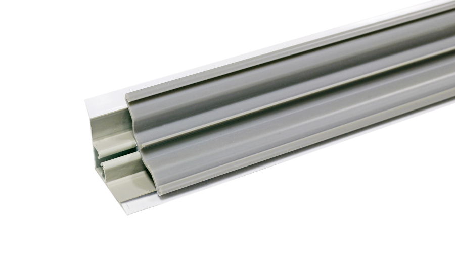 Плинтус кухонный пластиковый Комфорт, L=3050мм, серый