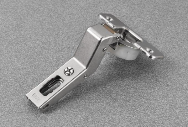 К-т: 2 Петли Silentia+ полунакладных 30*, с доводчиком, 48мм + 2 планки 3мм под шуруп, Salice