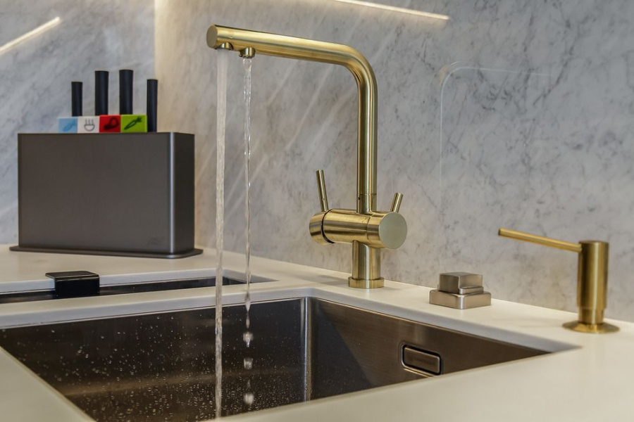 Смеситель Nagano-PVD-G, латунь, светлое золото