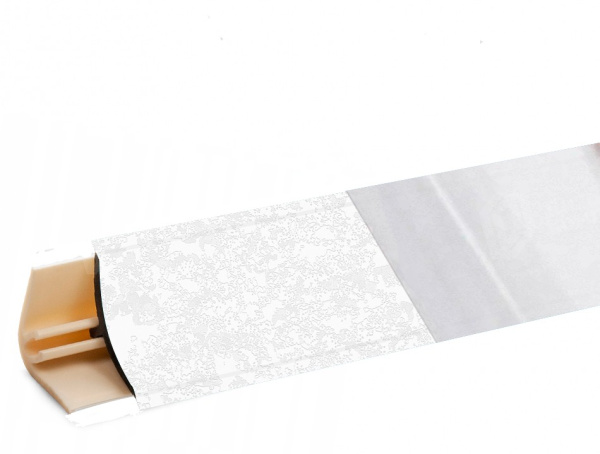 Плинтус LB-15, жемчуг белый, L=3000мм, 13,4х13,4мм, Россия