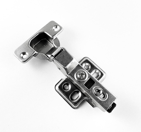 Петля полунакладная 110*, доводчик, планка 4 отв., 48мм, clip-on, CMF