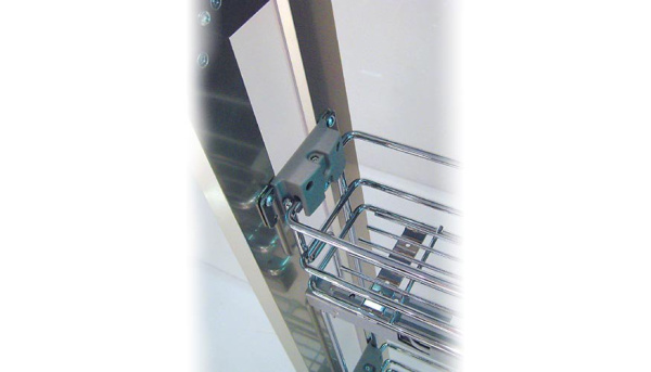 Комплект креплений фасада с расширенной регулировкой для выдвижных корзин 150мм, 200мм